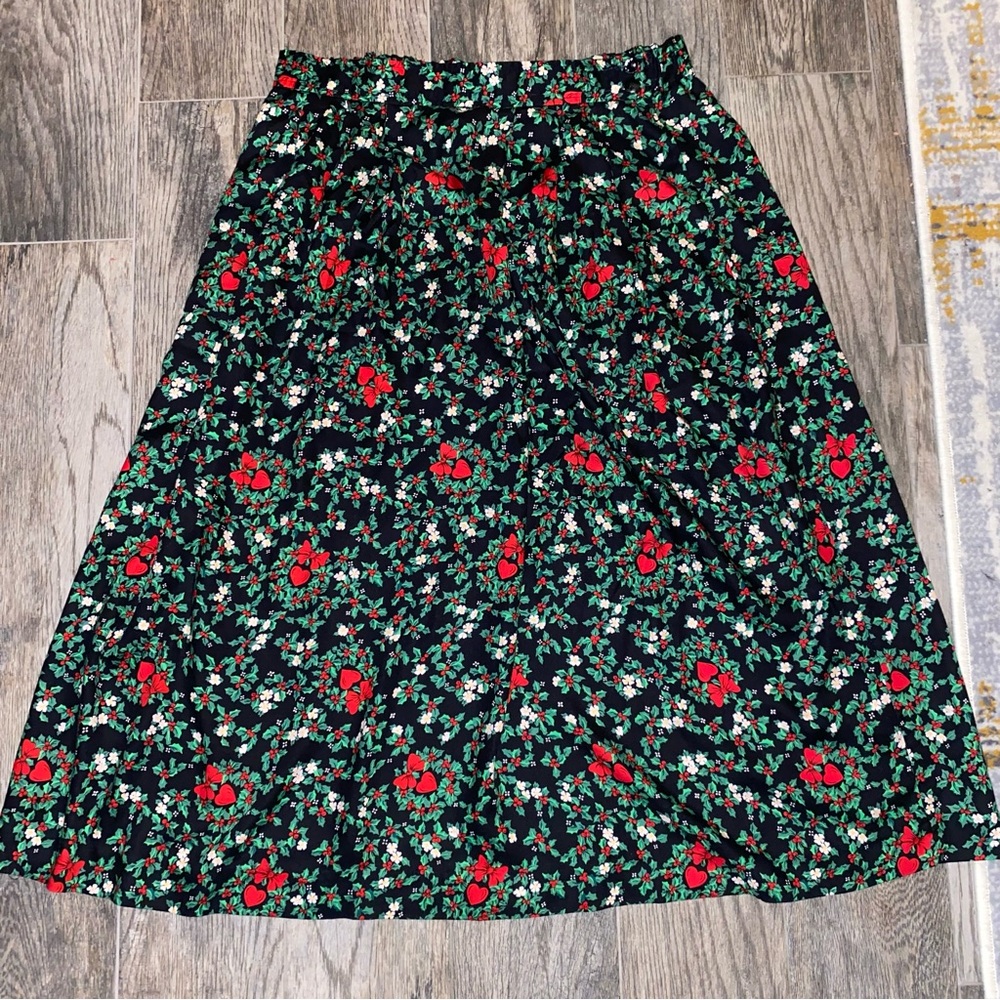 Xmas Vintage Novelty Print Bechamel Red and Green Midi Skirt  XL Christmas